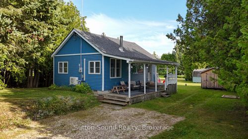 871 Pike St, Northern Bruce Peninsula, ON, N0H2T0 | Card Image