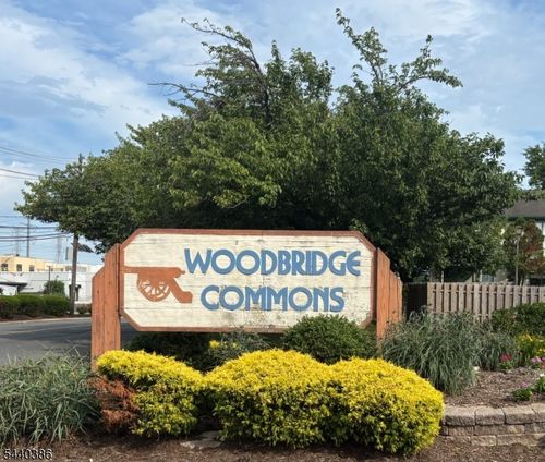 1104-1104 Woodbridge Commons Way, Iselin, NJ, 08830-3042 | Card Image