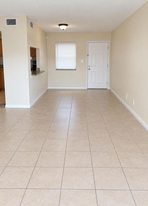 310-1820 N Congress Ave, West Palm Beach, FL, 33401-8202 | Card Image