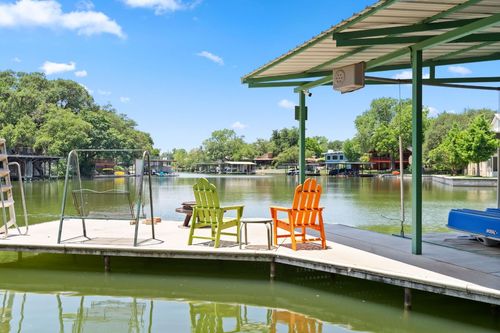 1005 Terry Ln, Kingsland, TX, 78639-3952 | Card Image