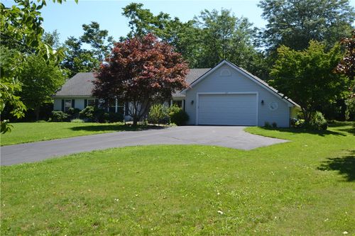 127 Galvin Ct, Farmington, NY, 14425-7034 | Card Image