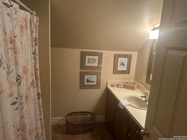 114 County Road 4808 E, House other with 3 bedrooms, 2 bathrooms and null parking in Broaddus TX | Image 14