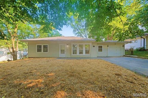 1147 Northdale Ave, Saint Louis, MO, 63138-3044 | Card Image