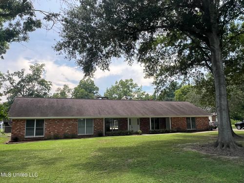 162 Pecania Dr, Ferriday, LA, 71334-9722 | Card Image
