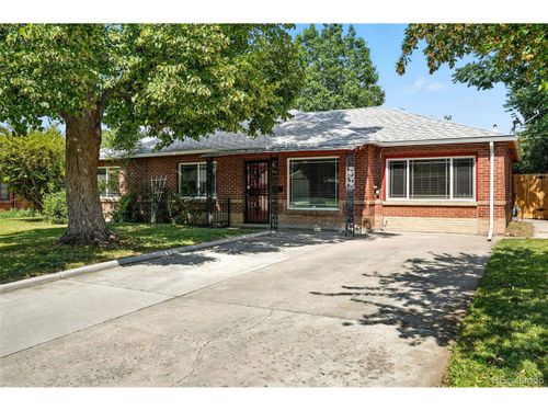 1060 Ursula St, Aurora, CO, 80011-6429 | Card Image