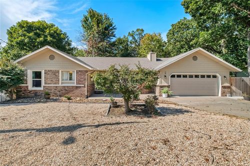 15 Oakham Cir, Bella Vista, AR, 72715-5038 | Card Image