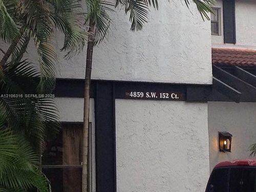 a-40-4859 Sw 152nd Ct, Miami, FL, 33185-4559 | Card Image