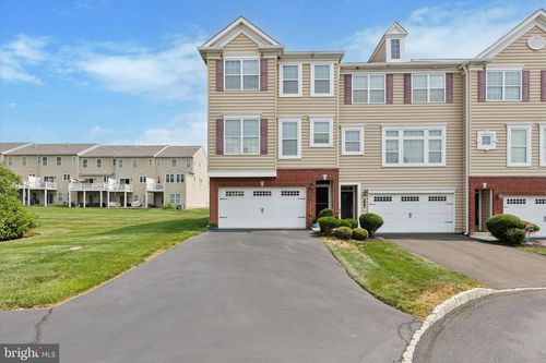 32 Rosy Ridge Ct, TELFORD, PA, 18969-1367 | Card Image