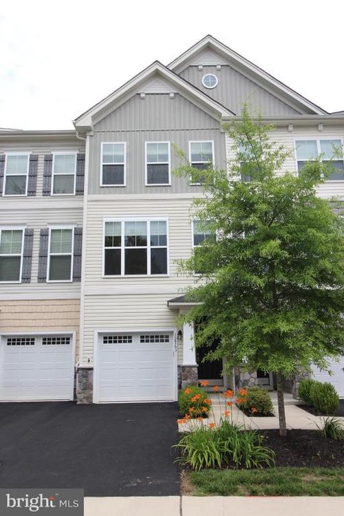 12763 Lotte Dr, WOODBRIDGE, VA, 22192-2719 | Card Image