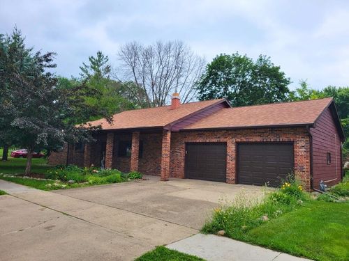 214 8th St Se, Spencer, IA, 51301-5448 | Card Image
