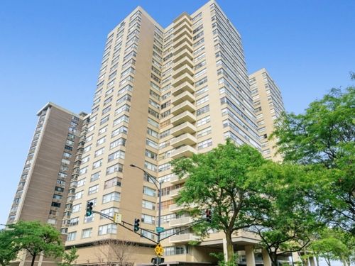 15d-6301 N Sheridan Rd, Chicago, IL, 60660-1759 | Card Image