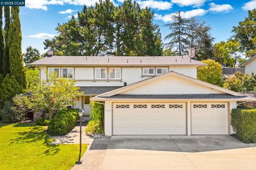 2325 Lariat Ln, Walnut Creek, CA, 94596-6518 | Card Image