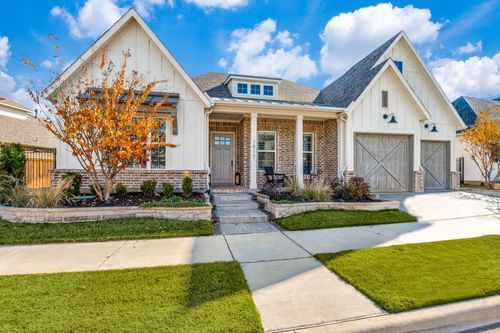 1517 Viridian Park Ln, Arlington, TX, 76005-1160 | Card Image