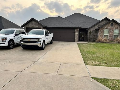 1900 Sw Cypress St, Bentonville, AR, 72713-7895 | Card Image