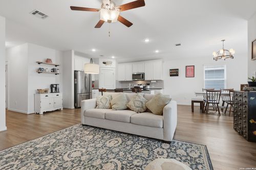 10526 Francisco Way, Converse, TX, 78109-4436 | Card Image