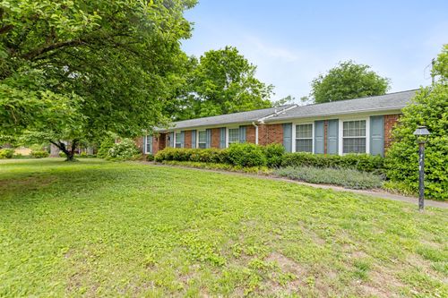 104 Fairmont Dr, Franklin, TN, 37064-2440 | Card Image