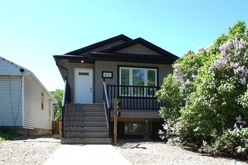 452 Halifax St, Regina, SK, S4R1T3 | Card Image