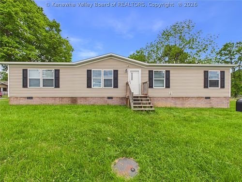 1347 Jackson Ave, Huntington, WV, 25704-2423 | Card Image
