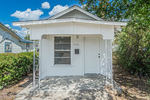 5406 Houghton Ave, Fort Worth, TX, 76107-6702 | Card Image