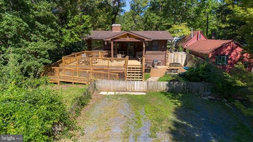 309 1st Ave, WASHINGTON GROVE, MD, 20880-2003 | Card Image