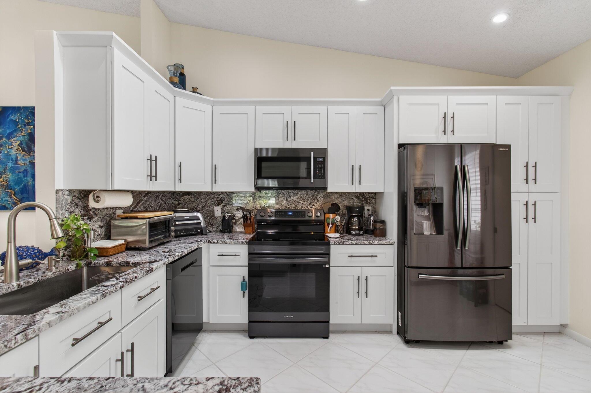 6368 Mill Pointe Cir, For Sale in Delray Beach - eXp Realty