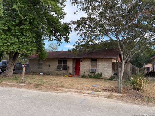 132 Wheeler St, Stockdale, TX, 78160-6072 | Card Image