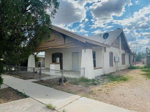 370 N F Ave, Douglas, AZ, 85607-3136 | Card Image