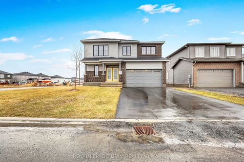 737 Gamble Drive, Russell, ON, K4R0G5 | Card Image