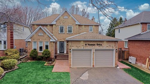 8 Yeoman Dr, Brantford, ON, N3R7S8 | Card Image