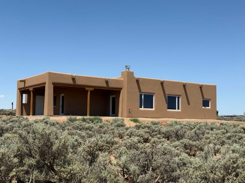 12 Eva Rd, Ranchos De Taos, NM, 87557-7913 | Card Image