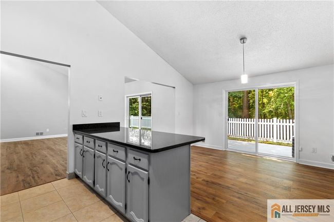 179 Hidden Ct, House other with 2 bedrooms, 2 bathrooms and null parking in Old Bridge NJ | Image 13