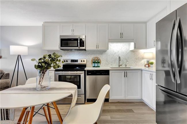 30A - 1989 Ottawa St S, Townhouse with 2 bedrooms, 1 bathrooms and 1 parking in Kitchener ON | Image 12