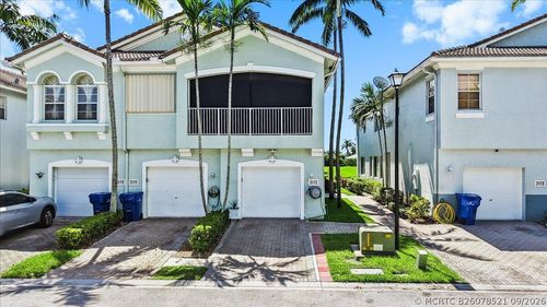 3175 Laurel Ridge Cir, Riviera Beach, FL, 33404-1840 | Card Image
