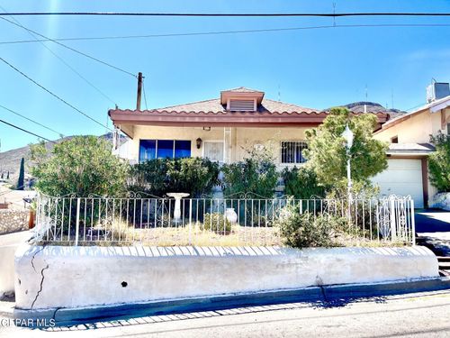 1717 Dakota St, El Paso, TX, 79930-1426 | Card Image