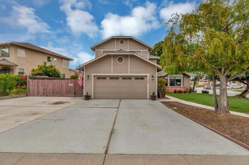 1951 Calistoga Dr, Hollister, CA, 95023 | Card Image