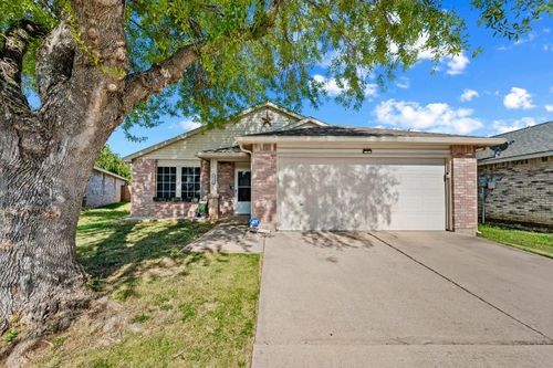 8721 Hunters Point Way, Fort Worth, TX, 76123-2503 | Card Image