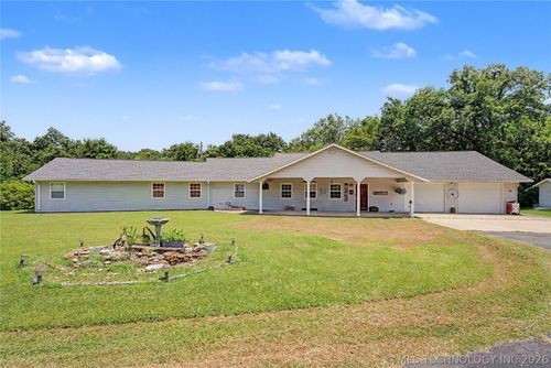 3674 E 520, Pryor, OK, 74361-2857 | Card Image