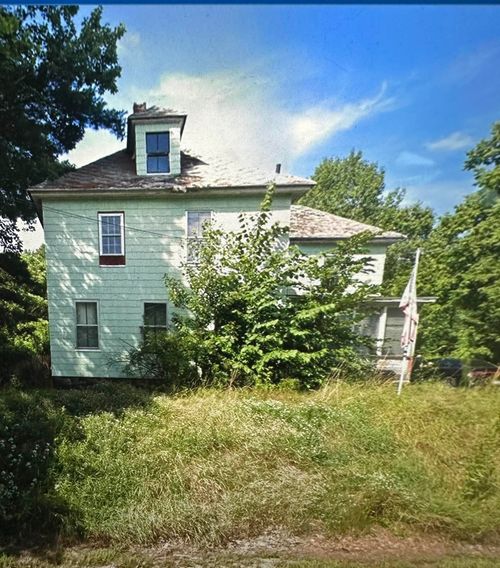 27 Washington St, Ashland, NH, 03217-4600 | Card Image