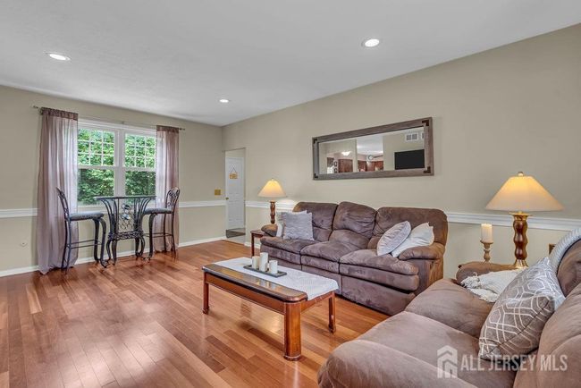 51 Sturbridge Dr, House other with 5 bedrooms, 4 bathrooms and null parking in Piscataway NJ | Image 26