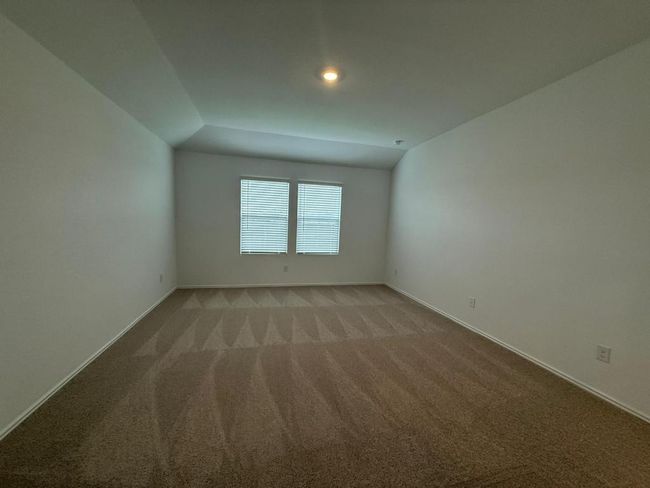 Empty room featuring light carpet, baseboards, and recessed lighting | Image 26