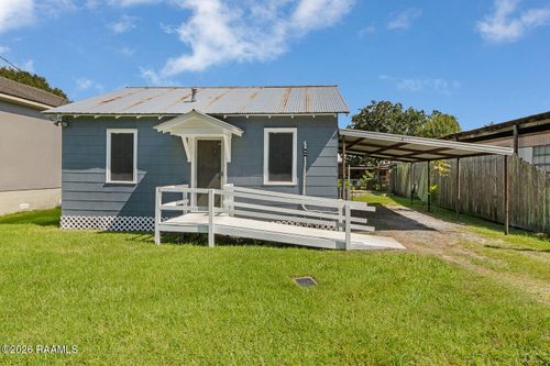 1211 Victoria St, Scott, LA, 70583-5136 | Card Image