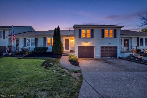f22-5236 Creekside Blvd, Brunswick, OH, 44212-1926 | Card Image