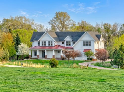 10059 Tapestry Rd, Lake Elmo, MN, 55042-6000 | Card Image