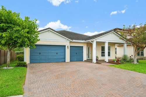 1031 Ember Ridge Run, Loxahatchee, FL, 33470-6064 | Card Image
