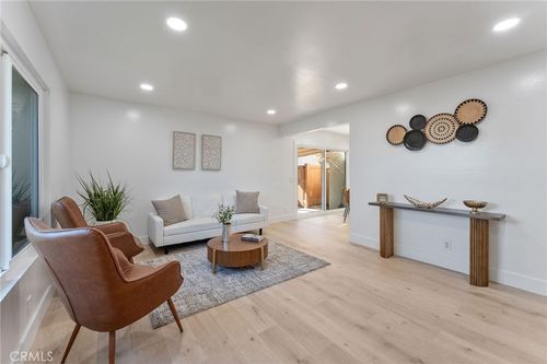 22718 Via Castilla, Lake Forest, CA, 92630-4635 | Card Image