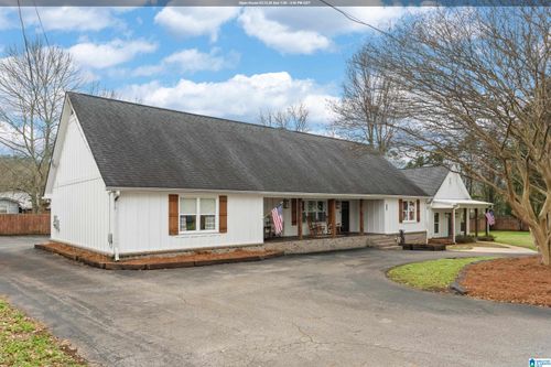 210 Forman St, Springville, AL, 35146-4052 | Card Image