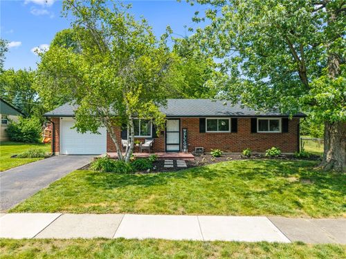 7425 Treon Pl, Huber Heights, OH, 45424-3050 | Card Image