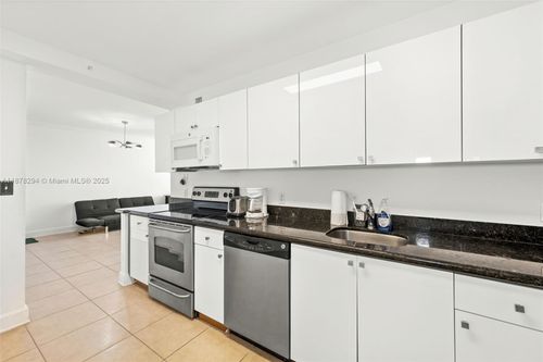 apt-1504-401 69th St, Miami Beach, FL, 33141-3179 | Card Image