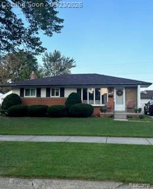 32901 Grinsell Dr, Warren, MI, 48092-3175 | Card Image