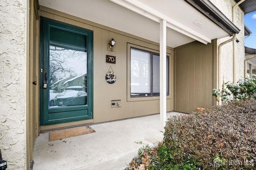 70 Hampshire Dr, Plainsboro, NJ, 08536-4315 | Card Image